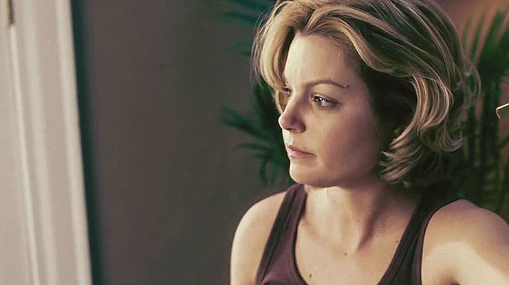 THE GRAVEDANCERS - Clare Kramer